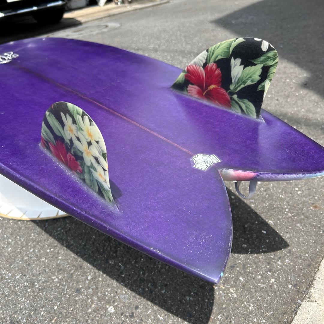 DEADKOOKS twin フィン　サイズ5.6 お値引き不可