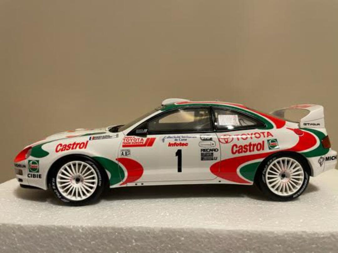 1/18 トヨタ セリカ GT-FOUR ST205