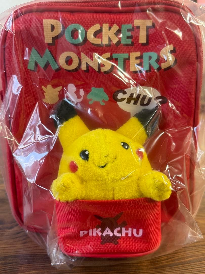 【美品】【希少品】ポケットモンスター ピカチュウ ぬいぐるみ付リュック