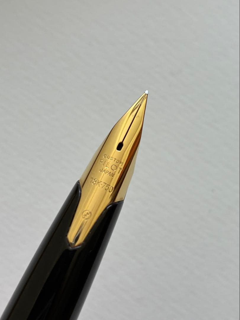 パイロット　シルバーン　龍　リュウ　初期