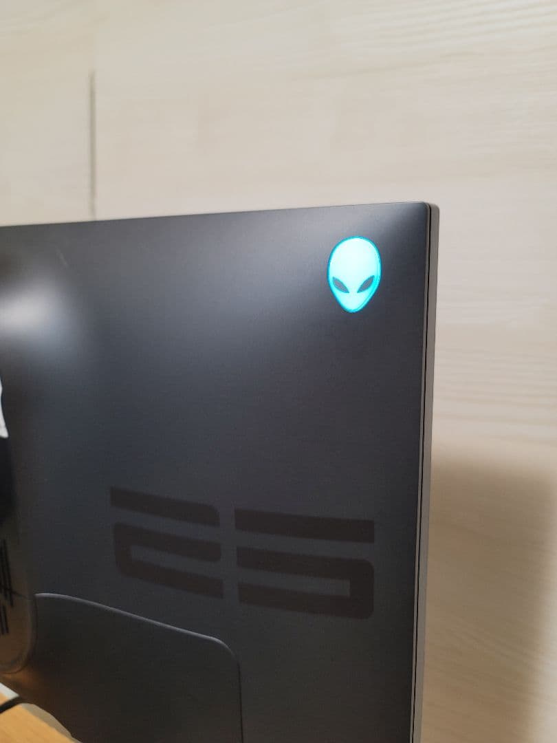 sk8ers　Alienware 24.5インチ ゲーミングモニター