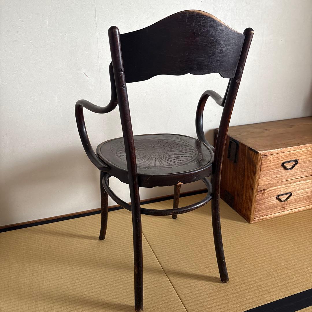本日のみ値下げベンドウッドアームチェア●曲木木製チェアJ &J.Kornビーチ