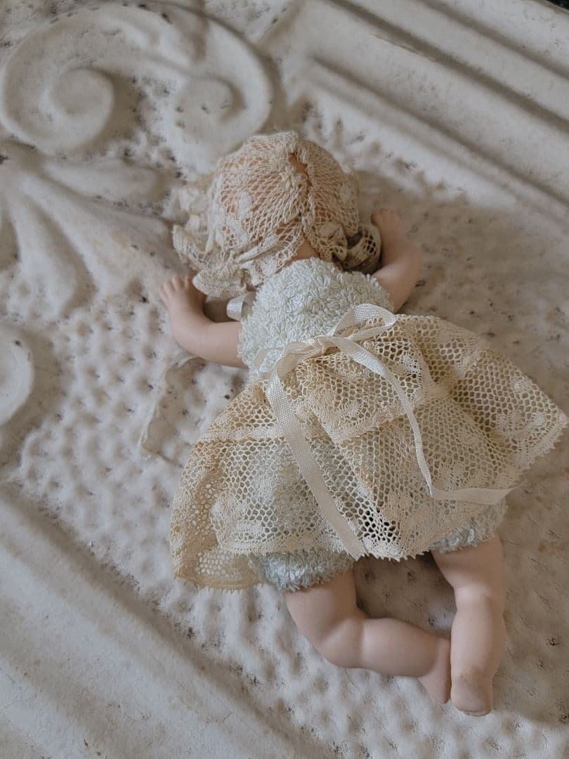 フランスアンティーク　ビスクドール　ミニョネットbebe　ベベドール　ねんね