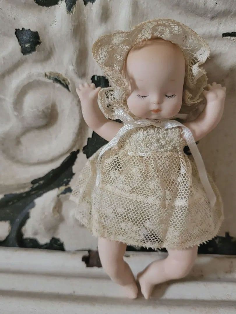 フランスアンティーク　ビスクドール　ミニョネットbebe　ベベドール　ねんね