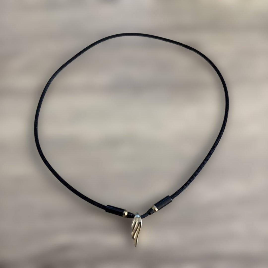 Phiten RAKUWA ネックレス ウィングスゴールド