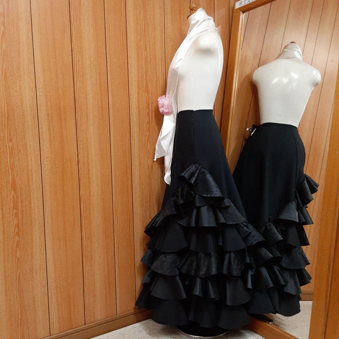 フラメンコ衣装　☆ファルダのみ　ブラックファルダ　豪華3段フリル