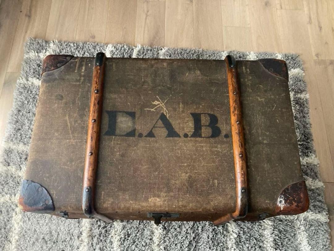 ￼【お値下げ】アンティーク ヴィンテージ 大型トランク 収納　コーヒーテーブル