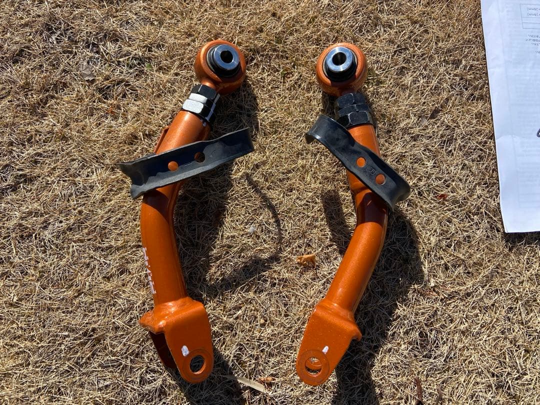 86 BRZ 調整式 ピロ トレーリングロッド リア skid racing