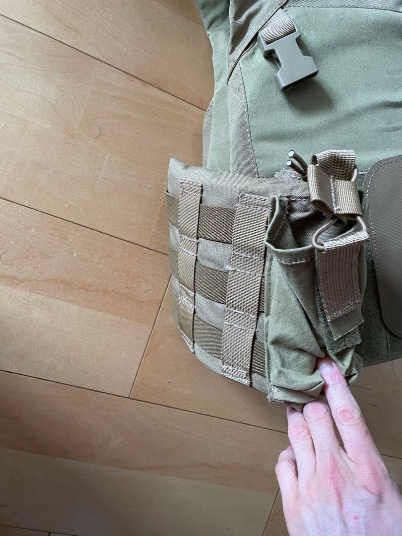 トイソルジャー製　LV MBAV