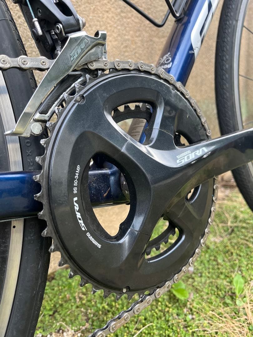 GIANT ロードバイク　CONTEND フルSORA