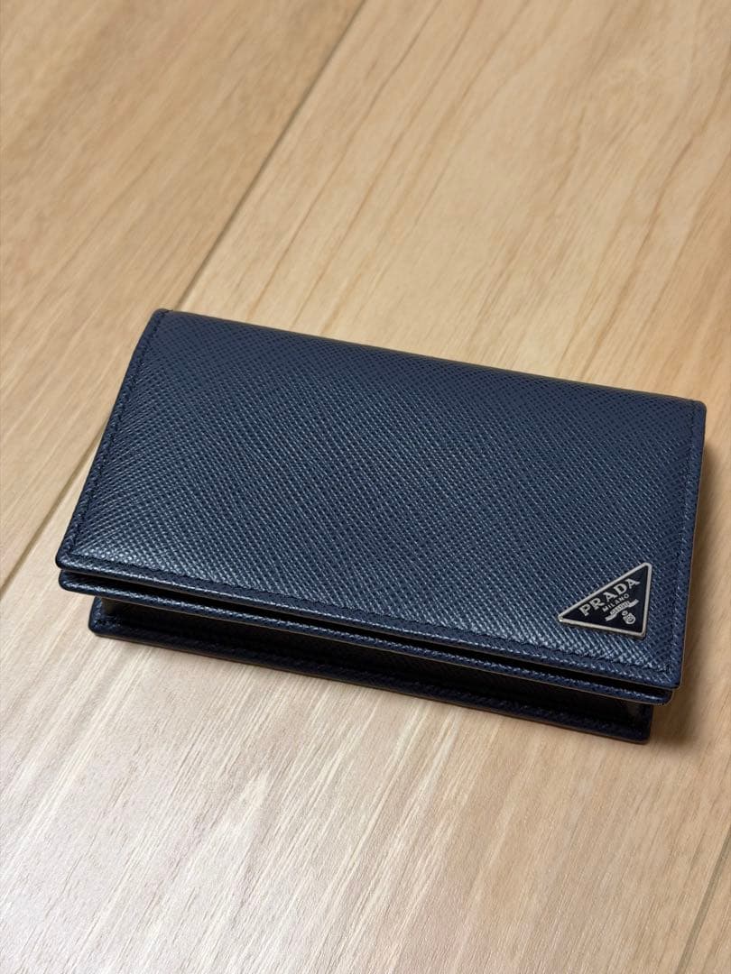 PRADA ネイビー レザー 名刺入れ