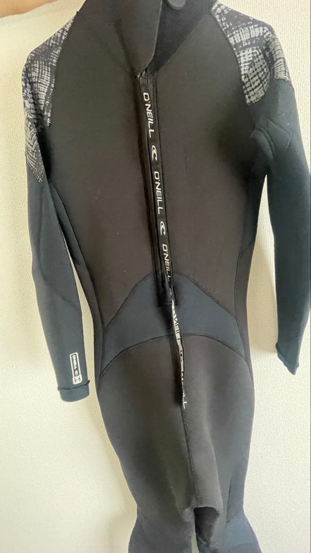 【発送即日可】未使用ONEILL ブラック フルスーツ/ウェットスーツ