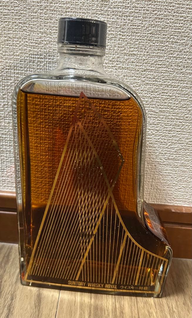 サントリー ローヤル ピアノ型ボトル 特級ボトル