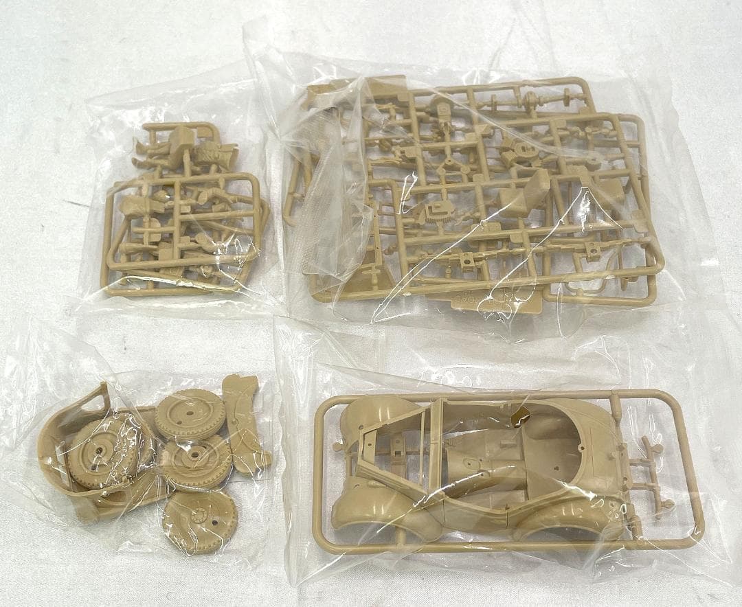 R8SA19【未組立・限定品】ピットロード 1/35 日本陸軍 車両2点セット