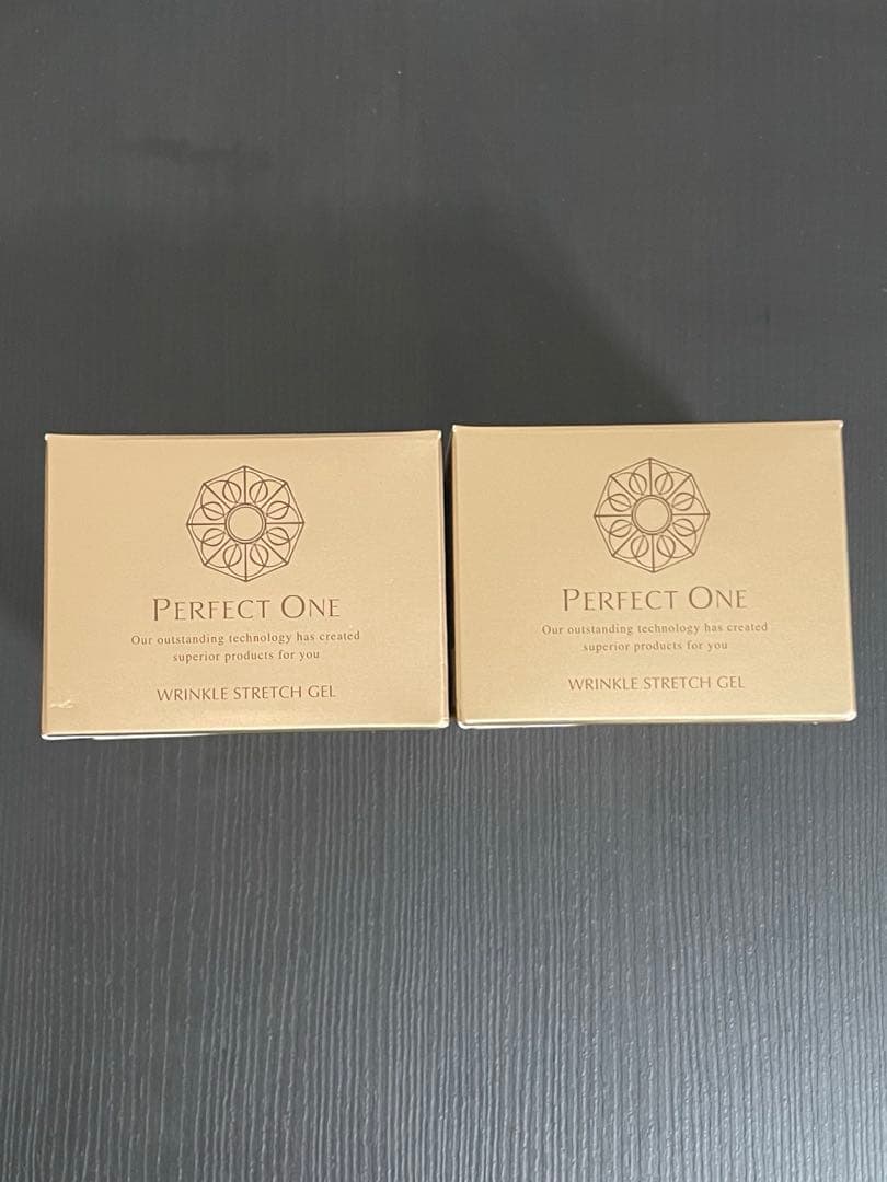 パーフェクトワン 薬用リンクルストレッチジェル〈美容液ジェル〉
