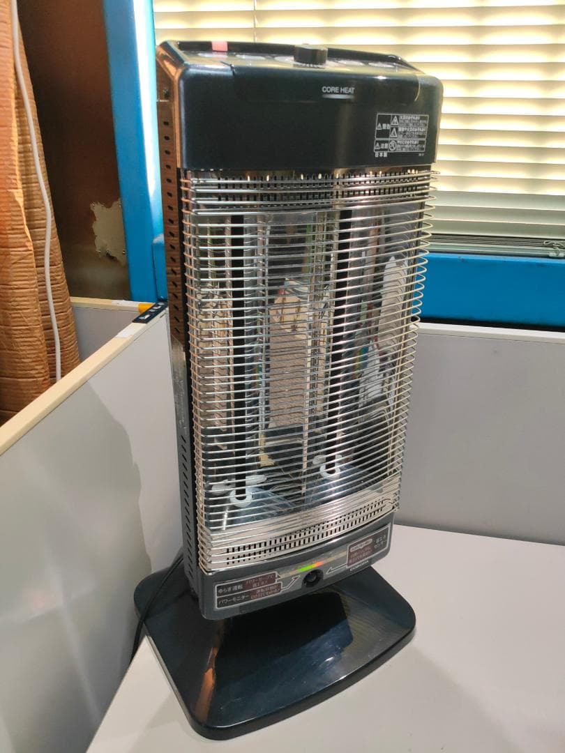 CORONA遠赤外線ヒーター☆11段階調整☆自動首振り☆2018年製【美品】