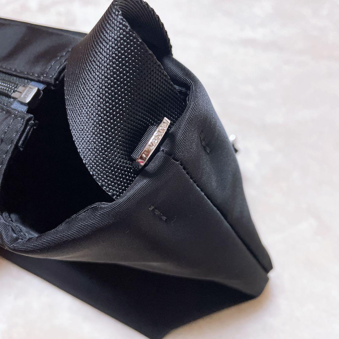 Macaron様✨️美品 VASIC ヴァジック ナイロンショルダー ミニ