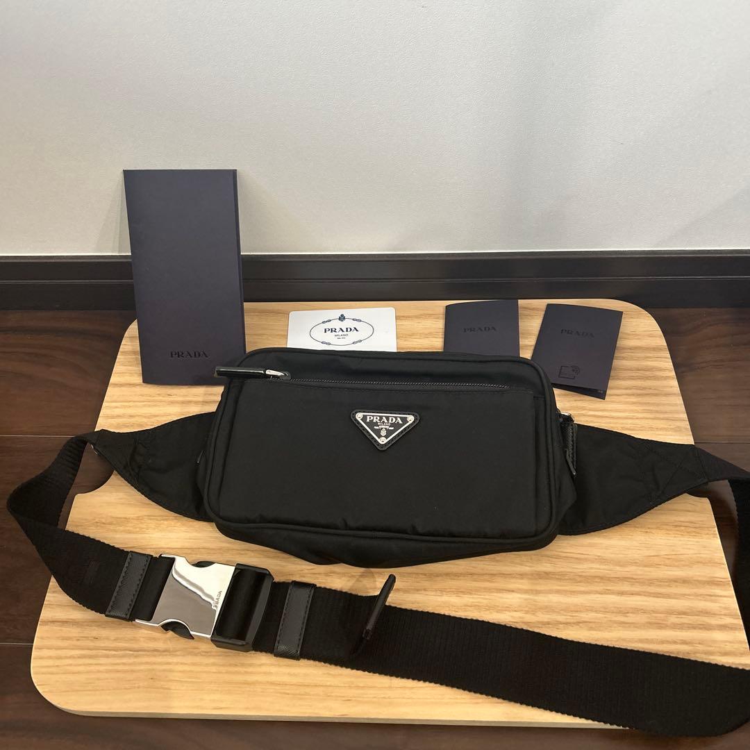 PRADA ボディバッグ ブラック