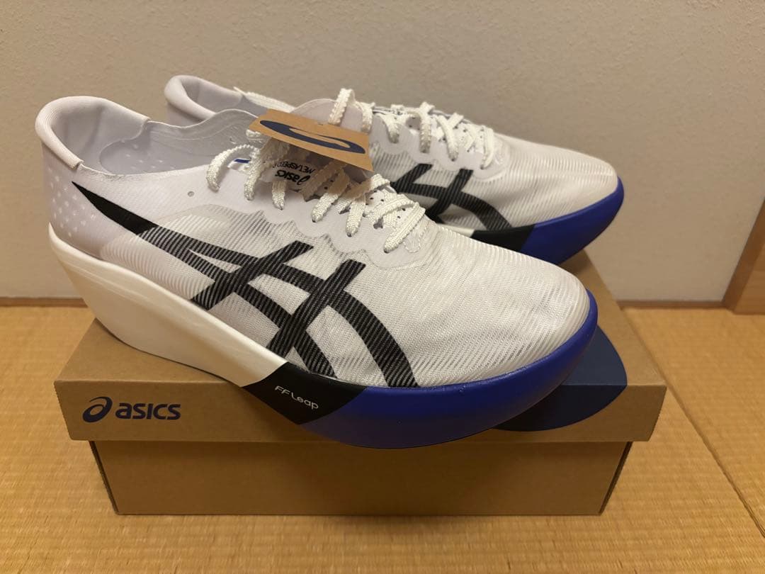 ASICS スパイク・シューズ ホワイト/ブラック/ブルー