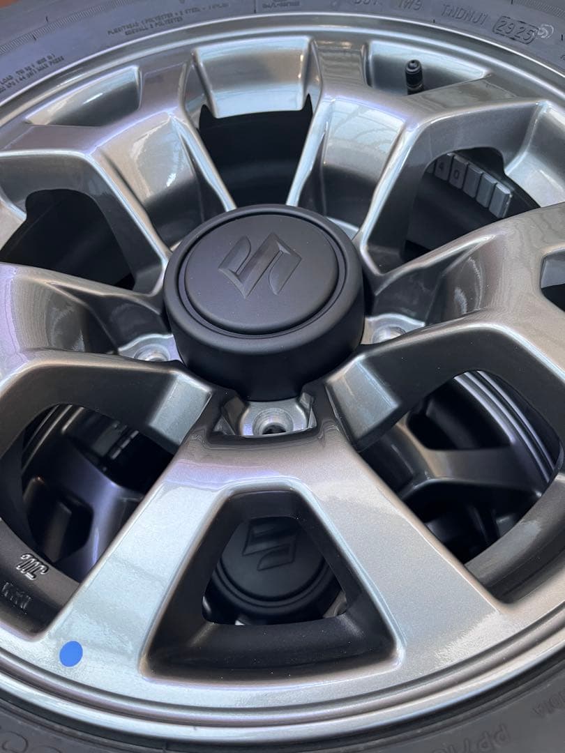 ジムニーノマドJC74Wジムニーシエラ純正アルミホイール純正センターキャップ付き