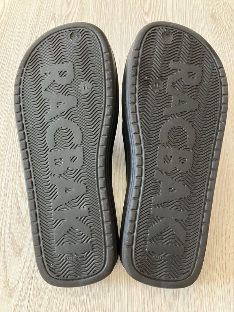 ラクバキRACBAKI ブラック イージーサンダル　L