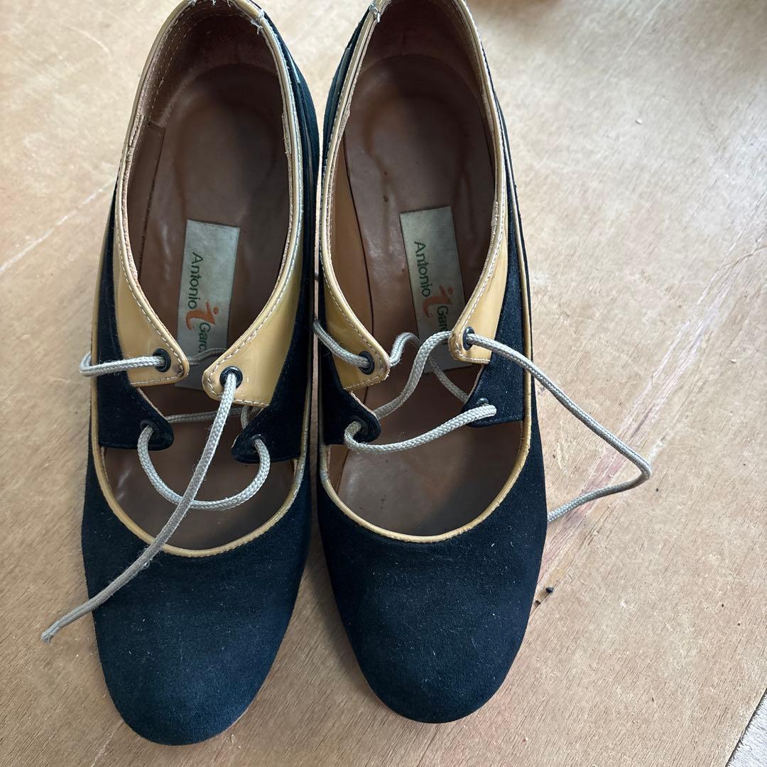 フラメンコシューズ 黒/ベージュ　7,5