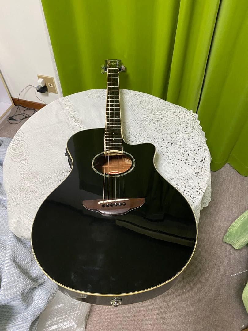 極上美品　気分は長渕剛　ヤマハAPX600 エレアコ　音出し良好　アコギもOK！