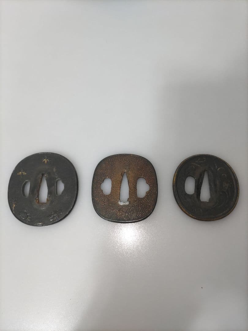 古金工鍔3枚　赤銅　素銅　山銅　覆輪あり