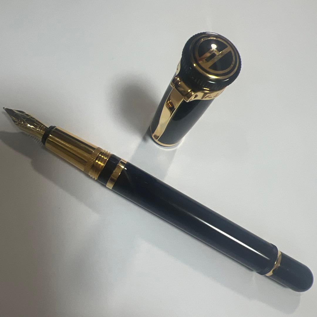 ダンヒル センチュリーマン ブラックレジン ゴールド万年筆