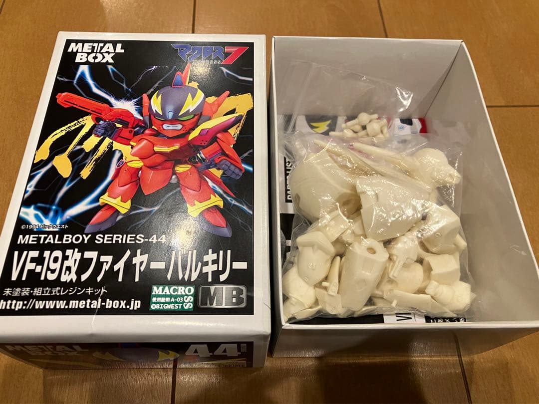 マクロス7 ファイヤーバルキリー ファイアーバルキリー ガレージキット