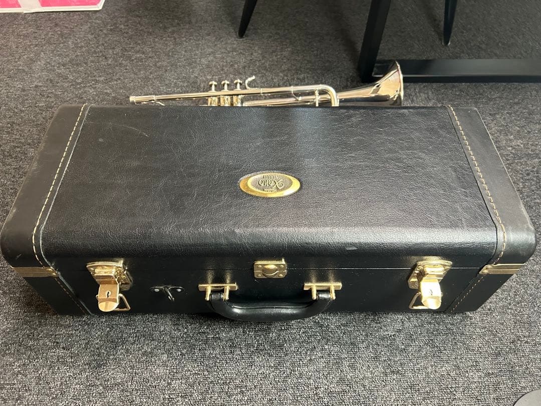 トランペット　YTR8335RS Xeno SOLUTE