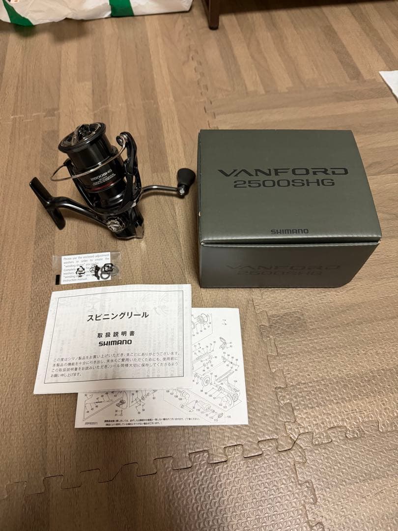 シマノ 24ヴァンフォード2500SHG 淡水使用 美品