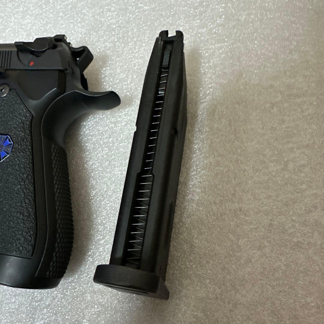 東京マルイ アルバート.W.モデル 01P ガス ハンドガン