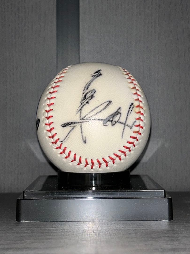 角中選手投げ込みサインボール