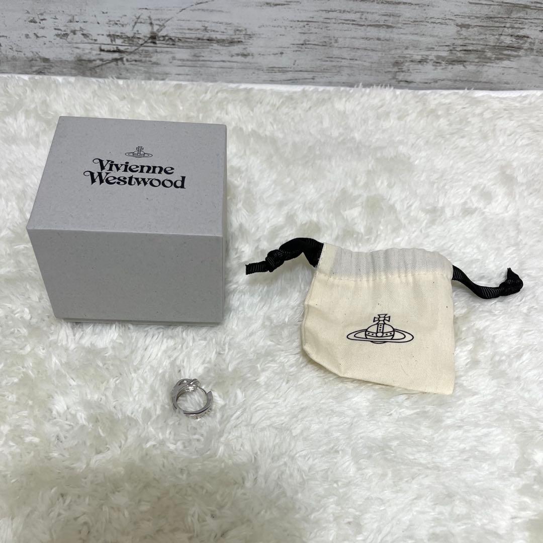 【極美品】ヴィヴィアンウエストウッド　ボビーフープピアス片耳　シルバー　箱ポーチ