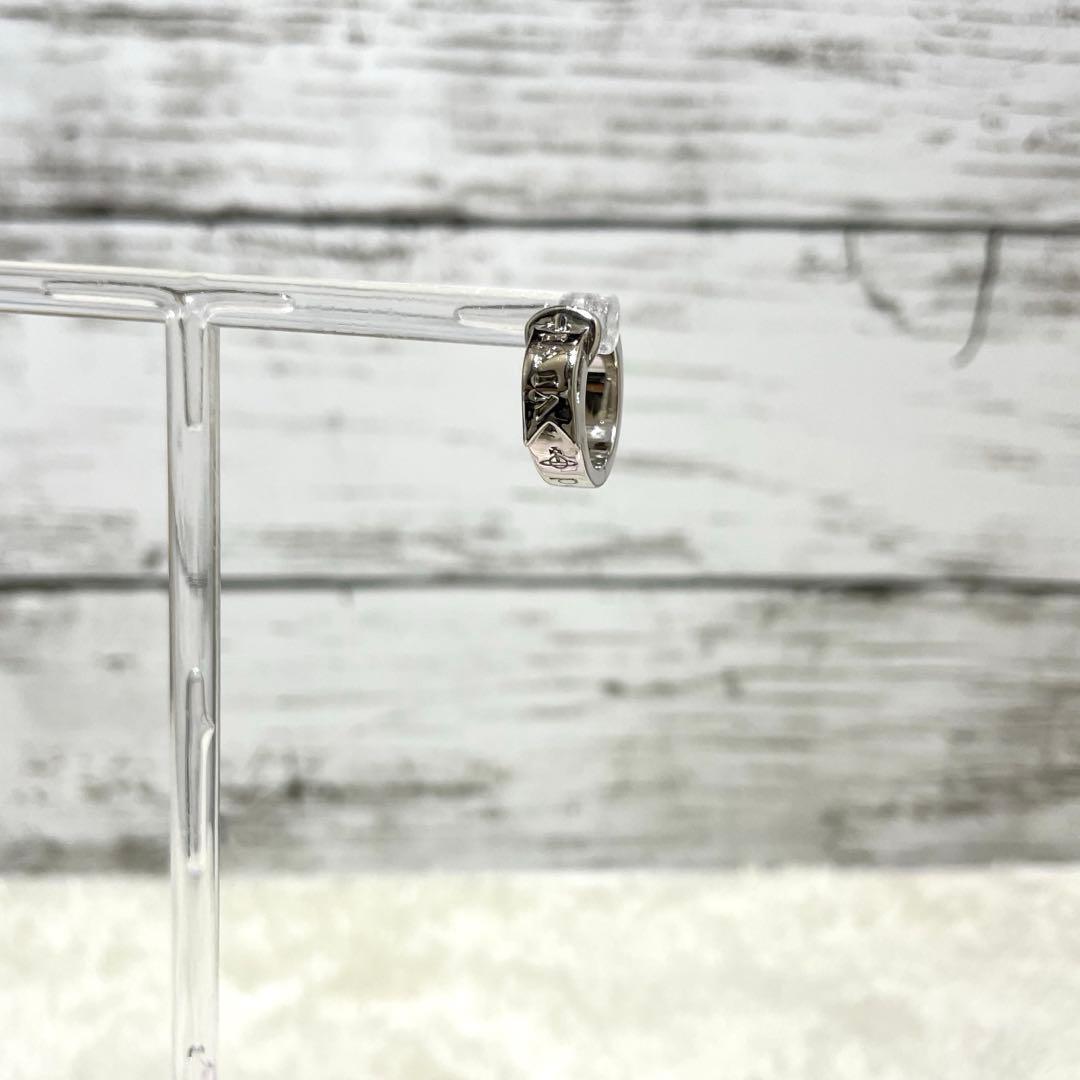 【極美品】ヴィヴィアンウエストウッド　ボビーフープピアス片耳　シルバー　箱ポーチ