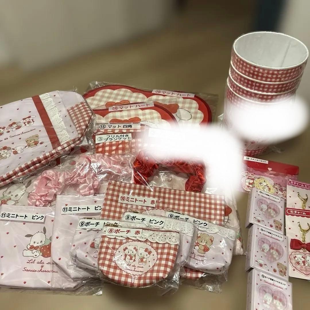 Lil ala mode　サンリオキャラクターズ　当りくじ　25点