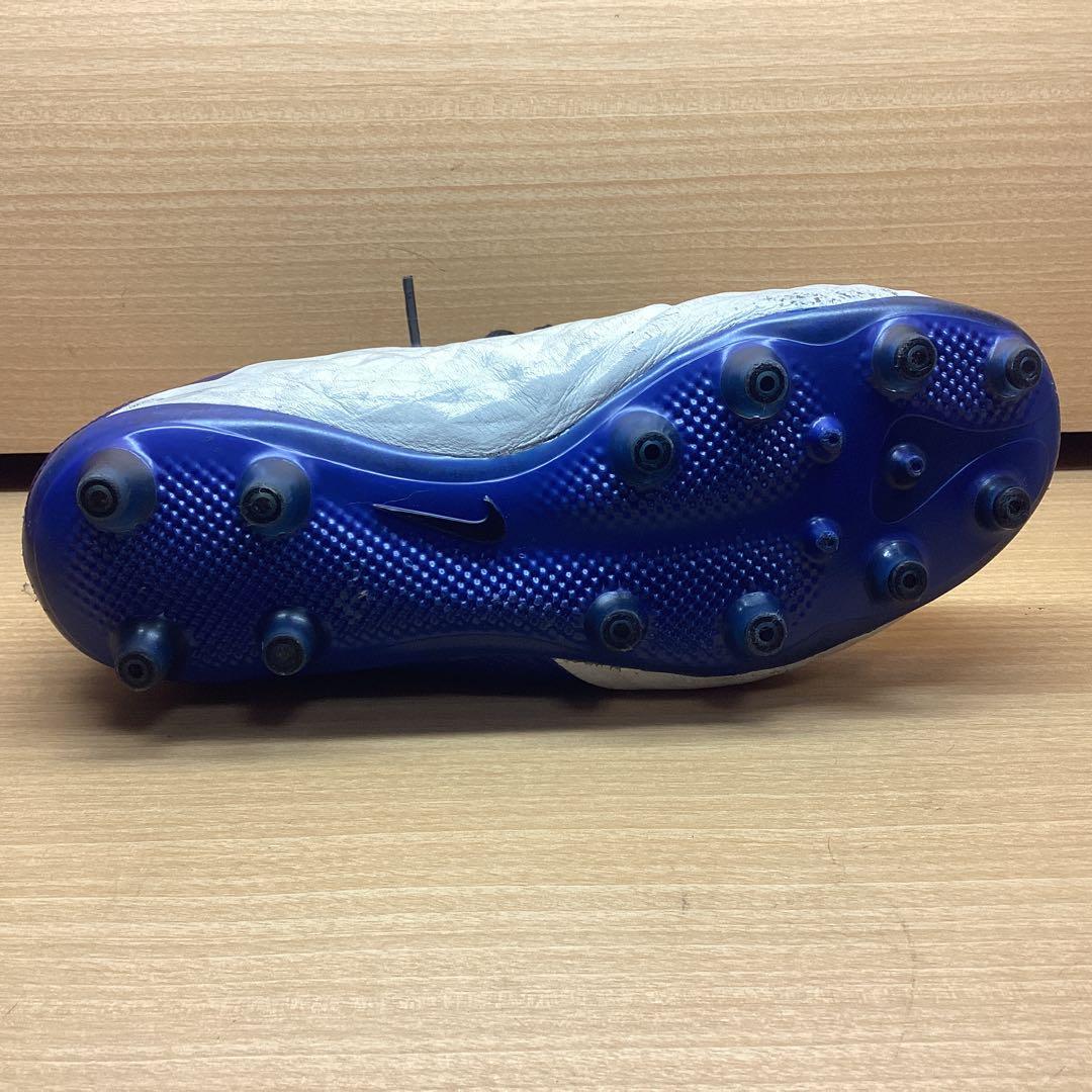 NIKEティエンポレジェンド8