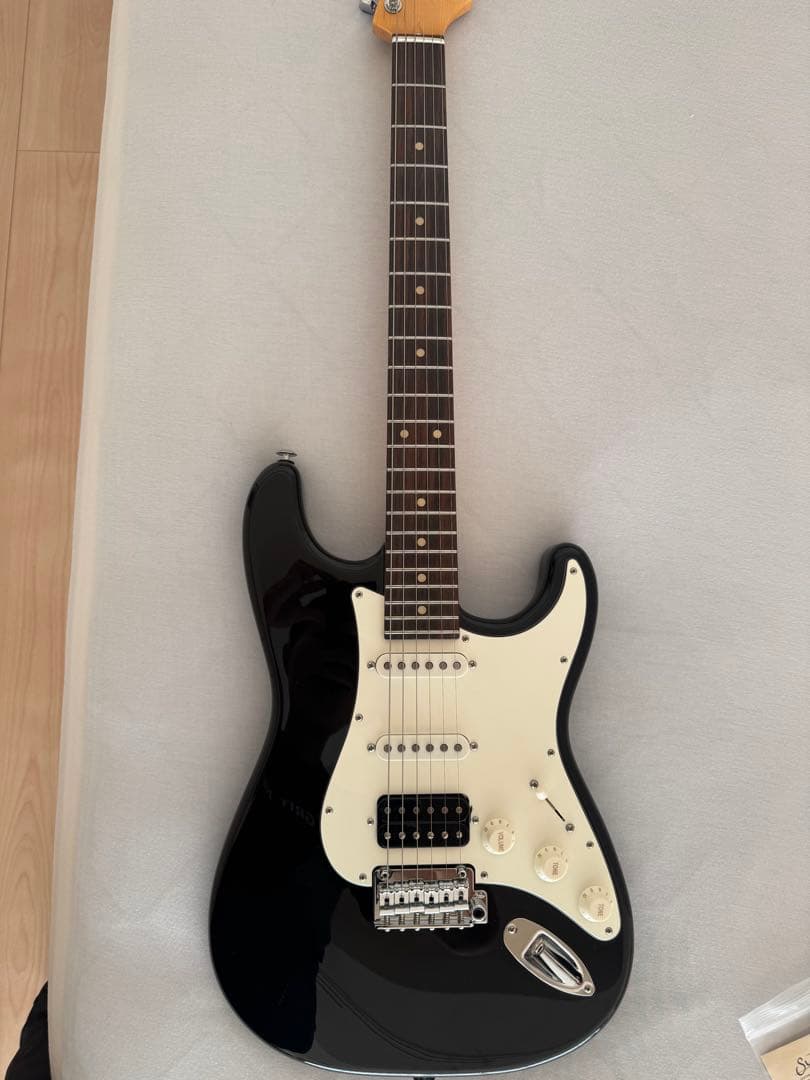 Suhr Classic S エレキギター ブラック HSS