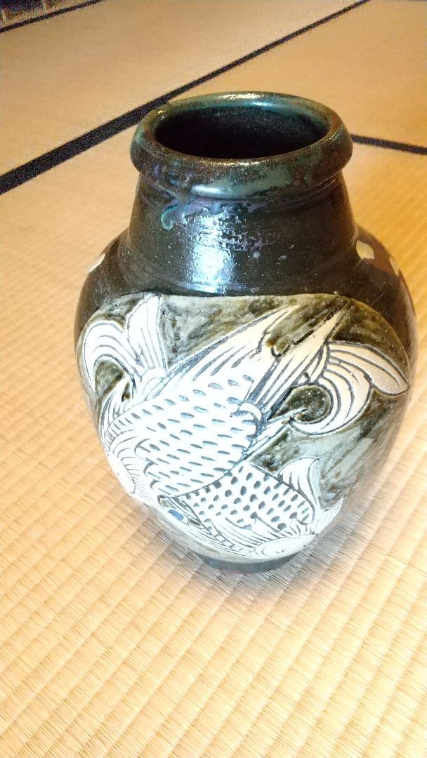 人間国宝 金城次郎 魚紋花瓶 高さ29cm 共箱