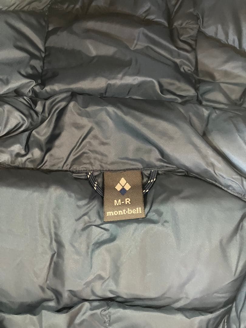 ネージュダウンパーカー　新品未使用　モンベル　mont-bell ブルー