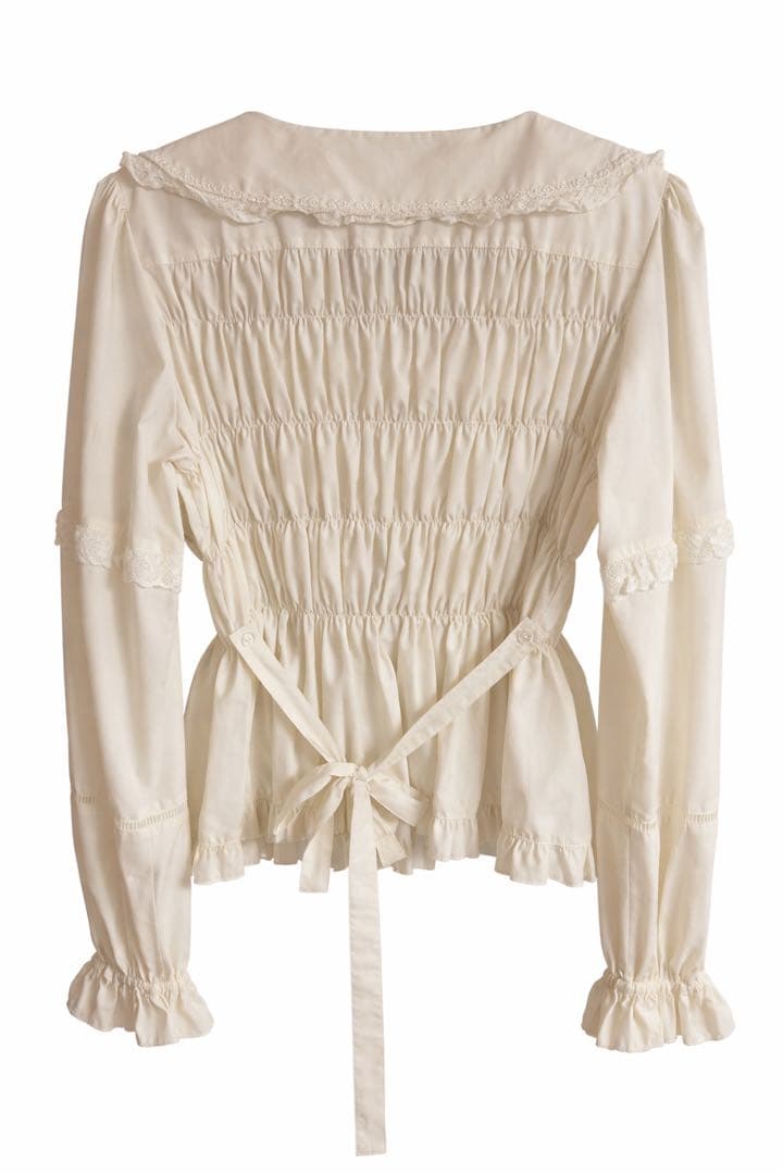 メタモルフォーゼ　プラスサイズ　シャーリングブラウス