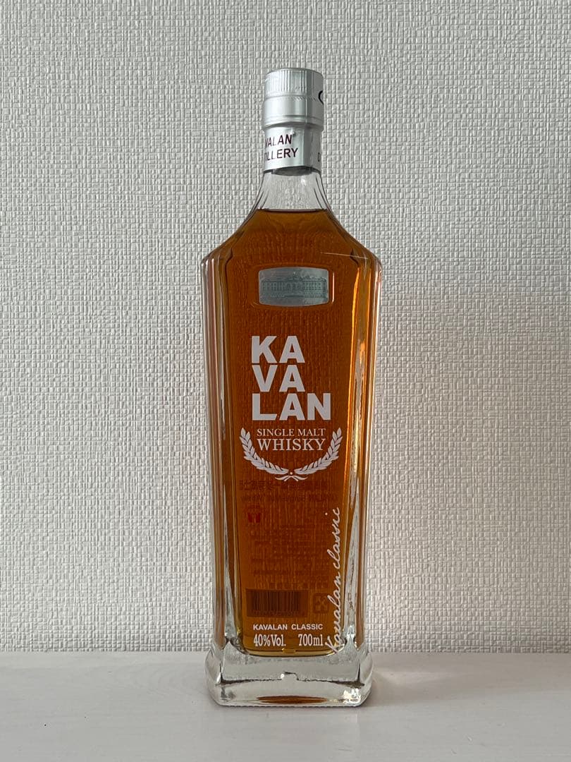KAVALAN CLASSIC シングルモルトウイスキー 700ml 40%