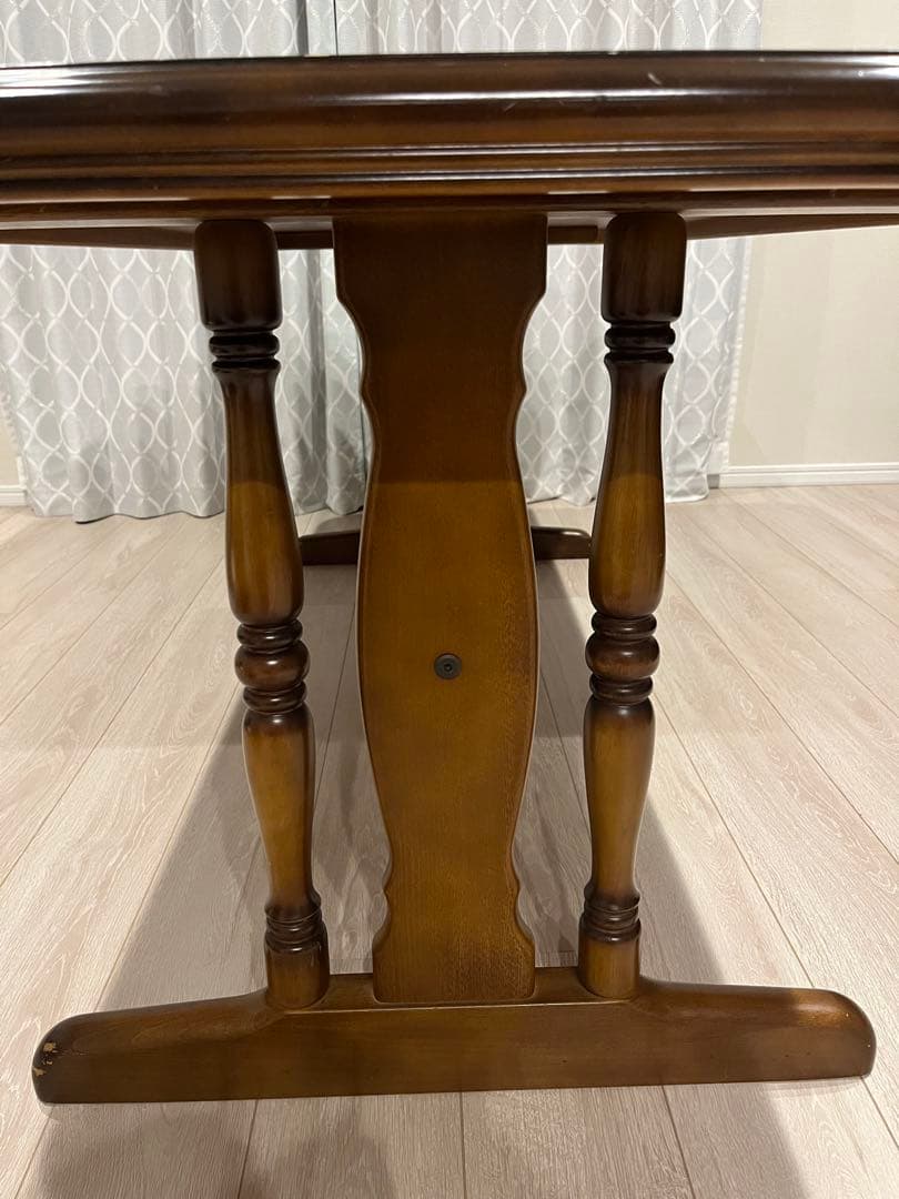 【カリモク】コロニアル　ダイニングテーブル　レトロ