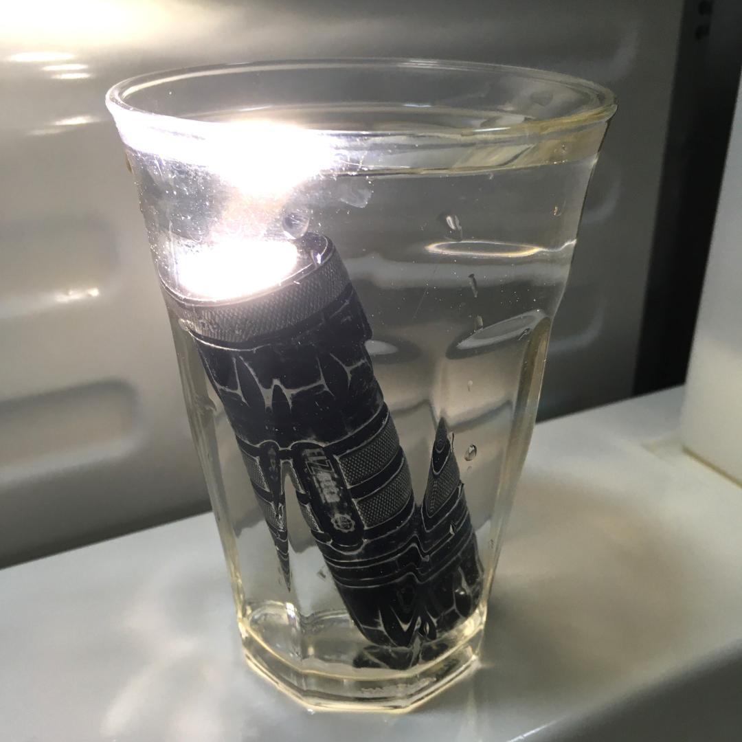 日亜519A 5000k ELZETTA Alpha CR123A 電池1本