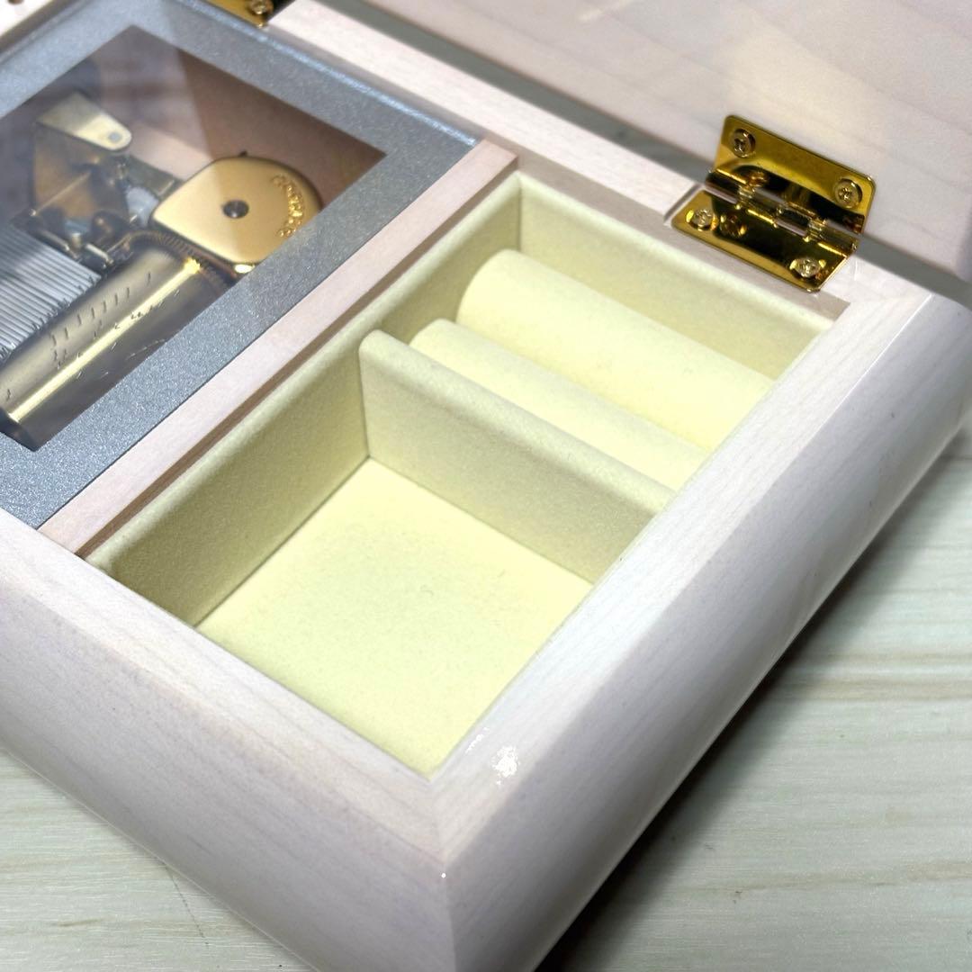 【美品】ウッドニー 30弁 オルゴール ミーティス ホワイト WOODNY