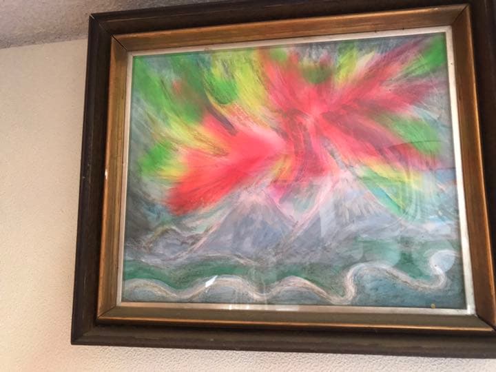 デナリ、マッキンレー山の上空に出た、赤いオーロラのイメージ滅多に見られません、