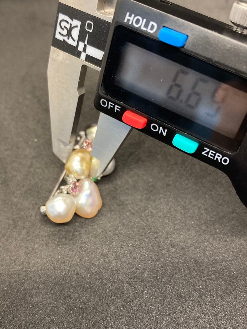 南洋真珠ブローチ バロック真珠