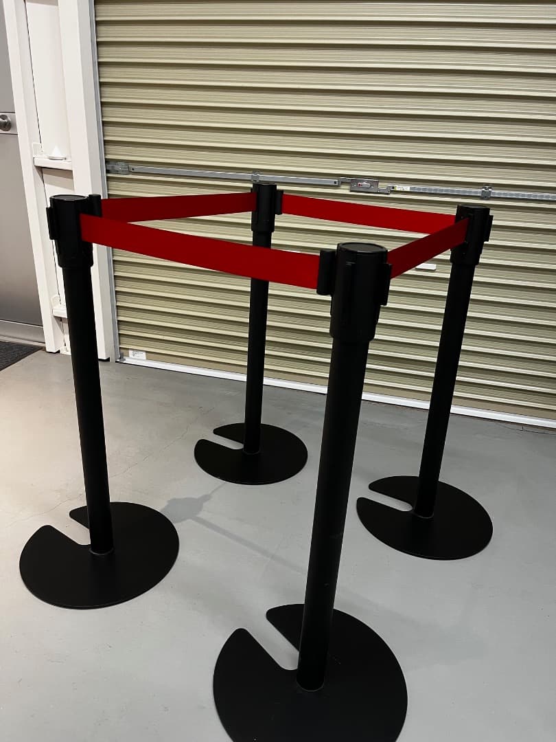 『4本1セット』ベルトパーテーション　スタッキングタイプ（ベルトカラー：赤）