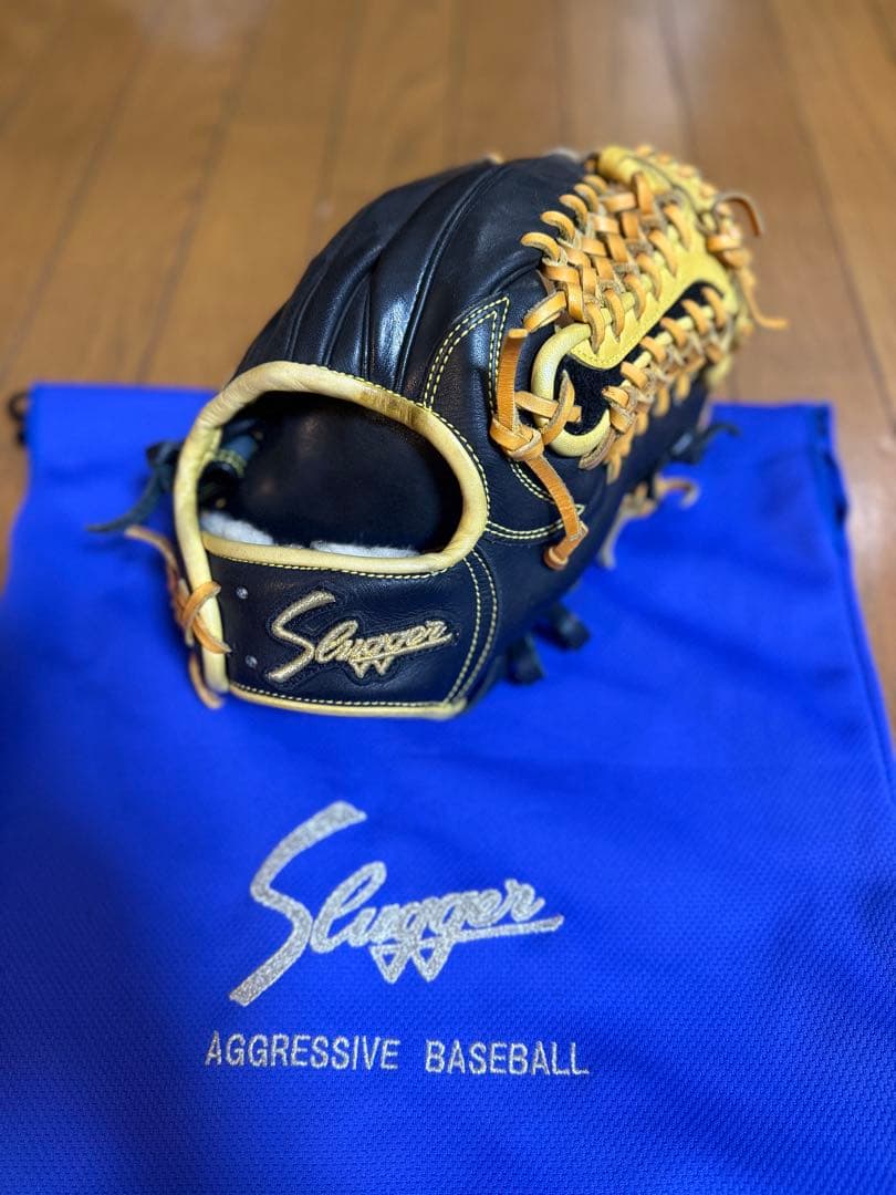 Slagger 軟式グローブ 黒/黄 収納袋付き